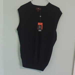 Black Sleeveless Sweater Vest